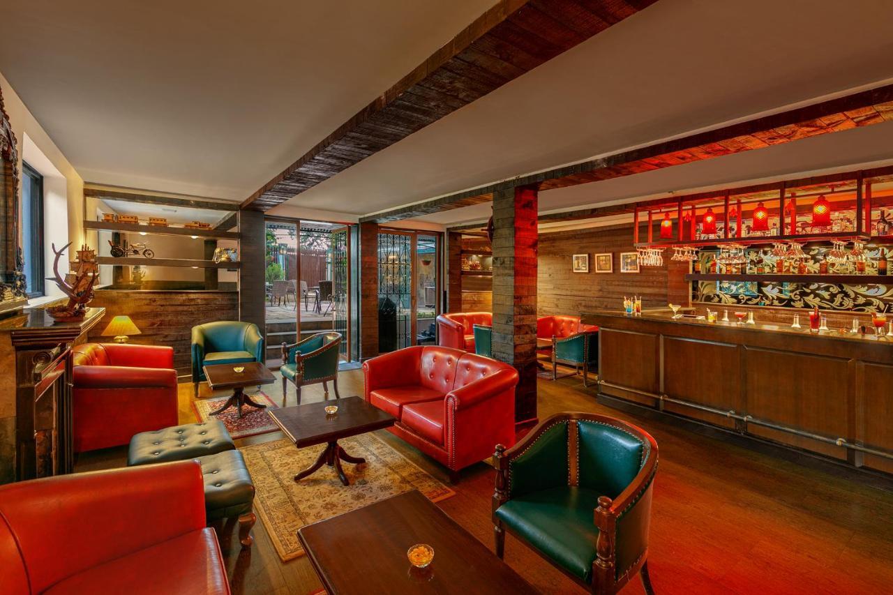 Shervani Hilltop Resort Nainital Eksteriør billede