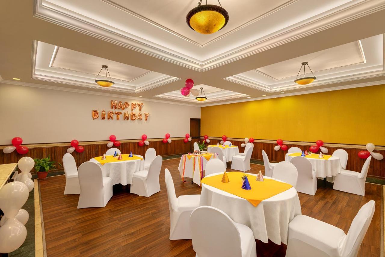 Shervani Hilltop Resort Nainital Eksteriør billede