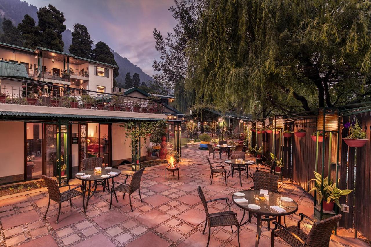 Shervani Hilltop Resort Nainital Eksteriør billede