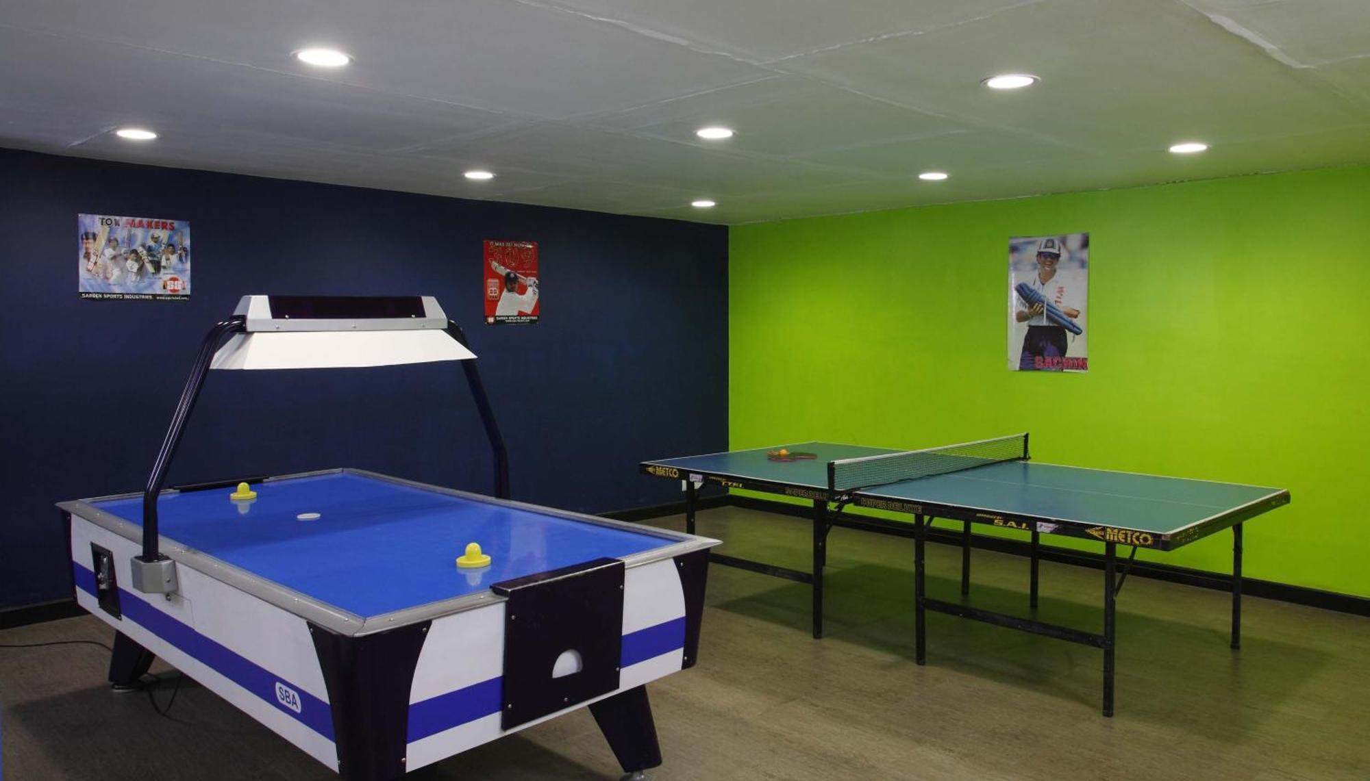 Shervani Hilltop Resort Nainital Eksteriør billede