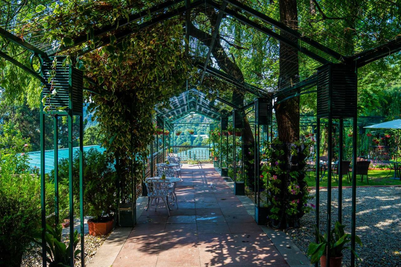 Shervani Hilltop Resort Nainital Eksteriør billede